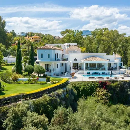 Havis Villa *